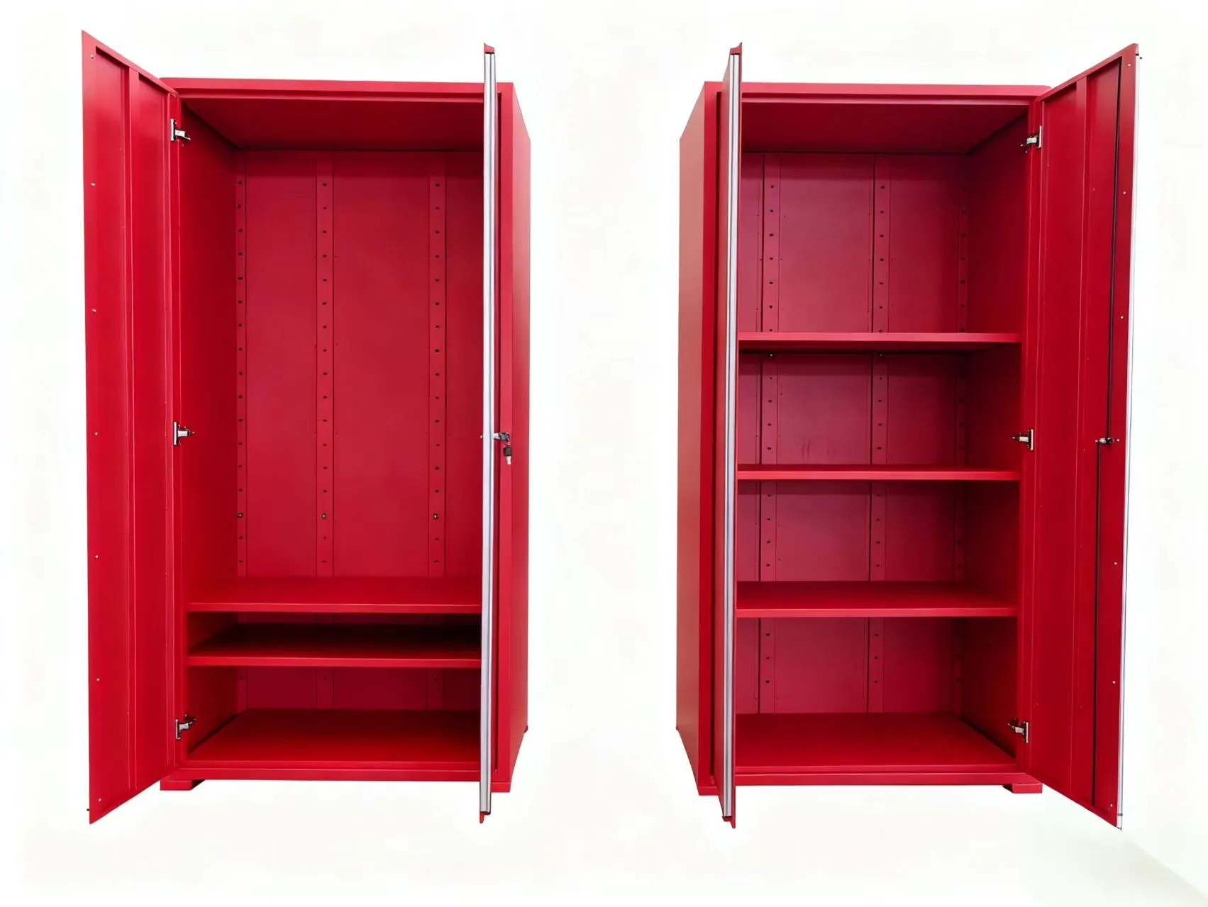 CYJYのツールキャビネットはその品質の高さでお客様から高い評価をいただいております。